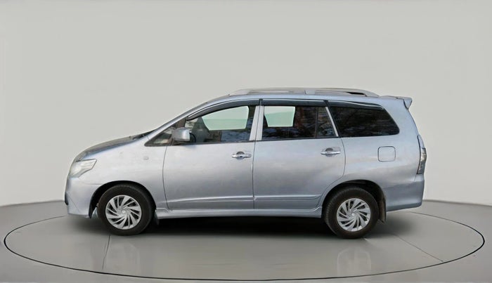 2015 Toyota Innova 2.5 GX 7 STR, Diesel, Manual, 1,40,893 km, exterior