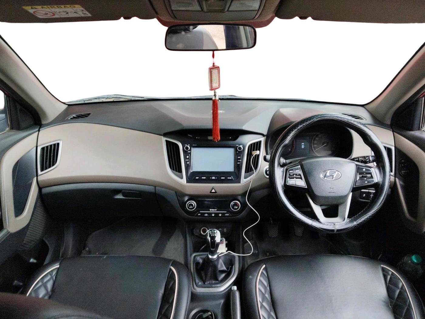 2015 Hyundai Creta SX (O) 1.6 DIESEL, Diesel, Manual, 2,08,057 km, interior