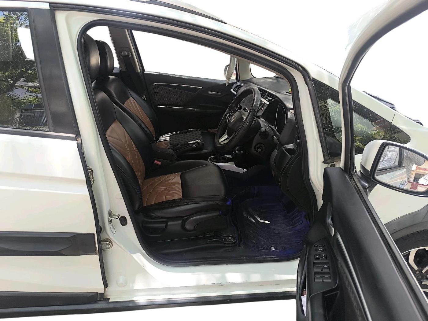 2018 Honda WR-V 1.2L I-VTEC VX MT, Petrol, Manual, 1,45,650 km, interior