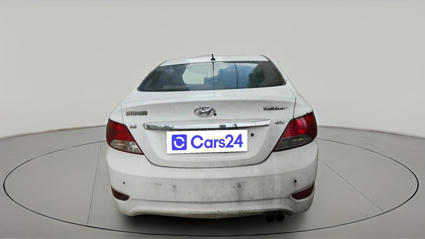 2011 Hyundai Verna FLUIDIC 1.6 CRDI SX, Diesel, Manual, 1,23,456 km, exterior