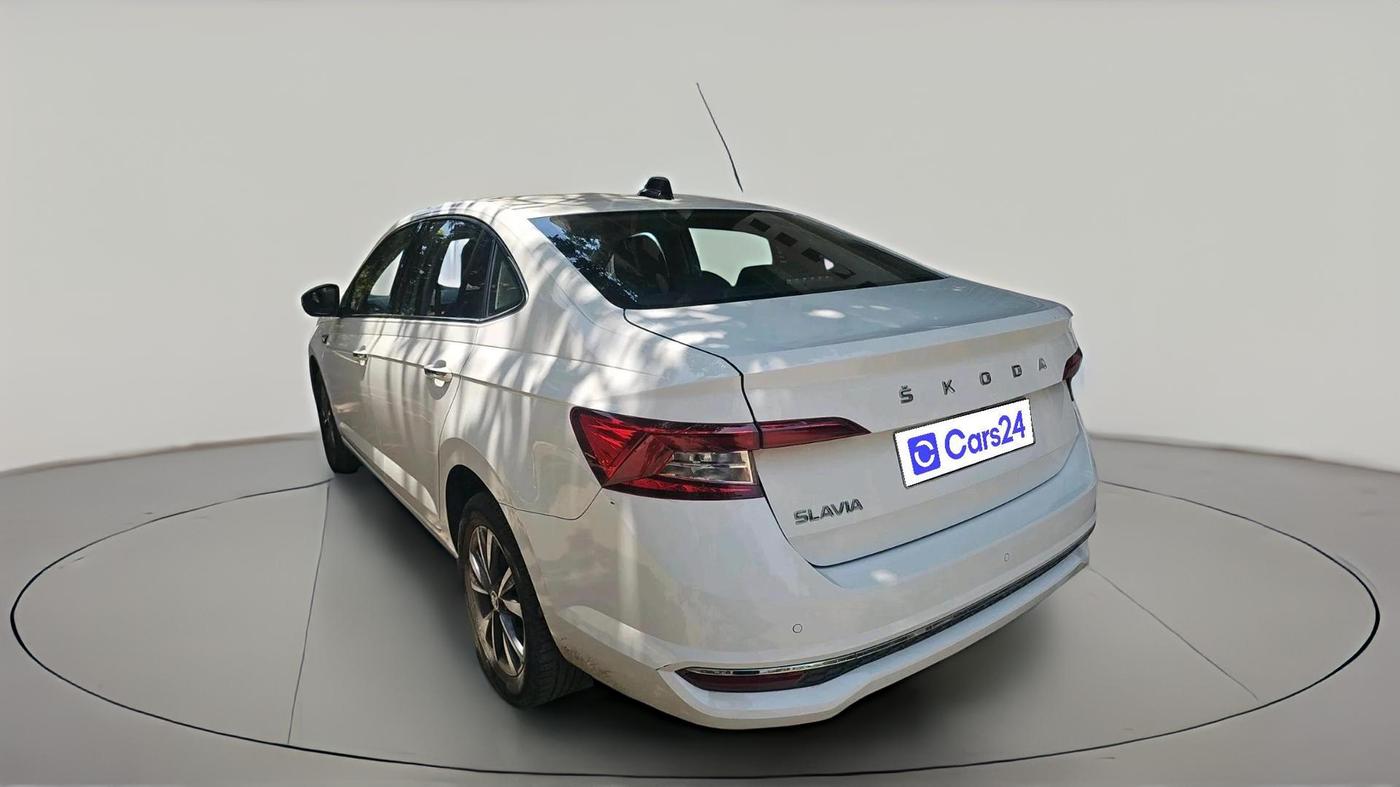 2022 Skoda SLAVIA STYLE 1.5L TSI DSG, Petrol, Automatic, 34,370 km, exterior