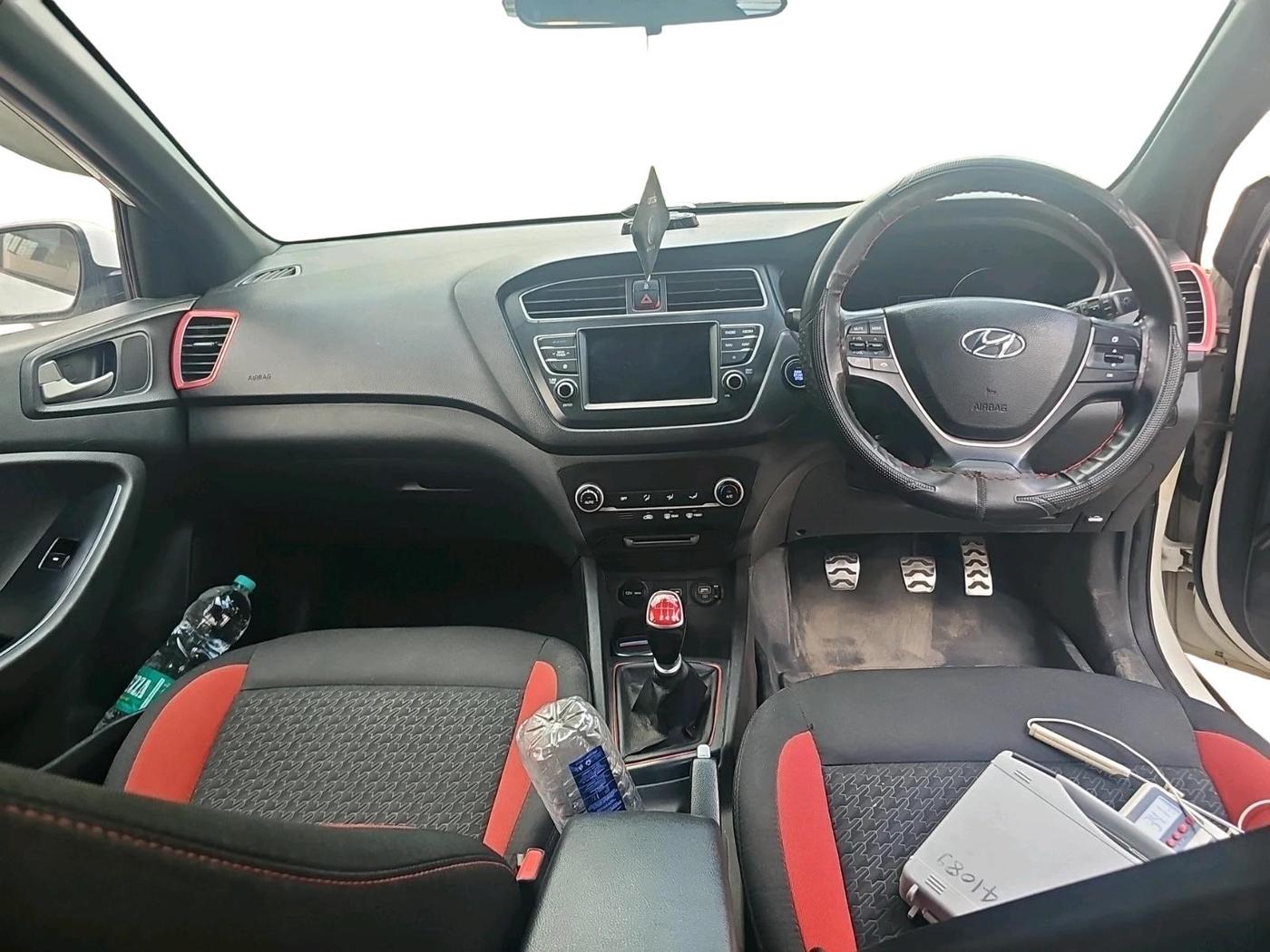 2019 Hyundai i20 Active 1.4 SX, Diesel, Manual, 82,958 km, interior