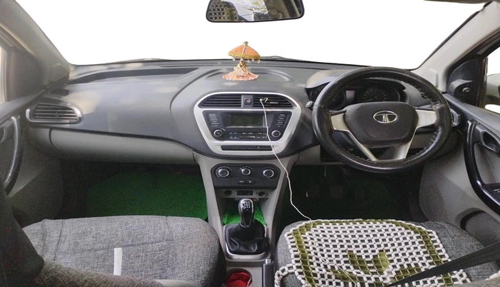 2016 Tata Tiago XT PETROL, Petrol, Manual, 1,04,274 km, interior