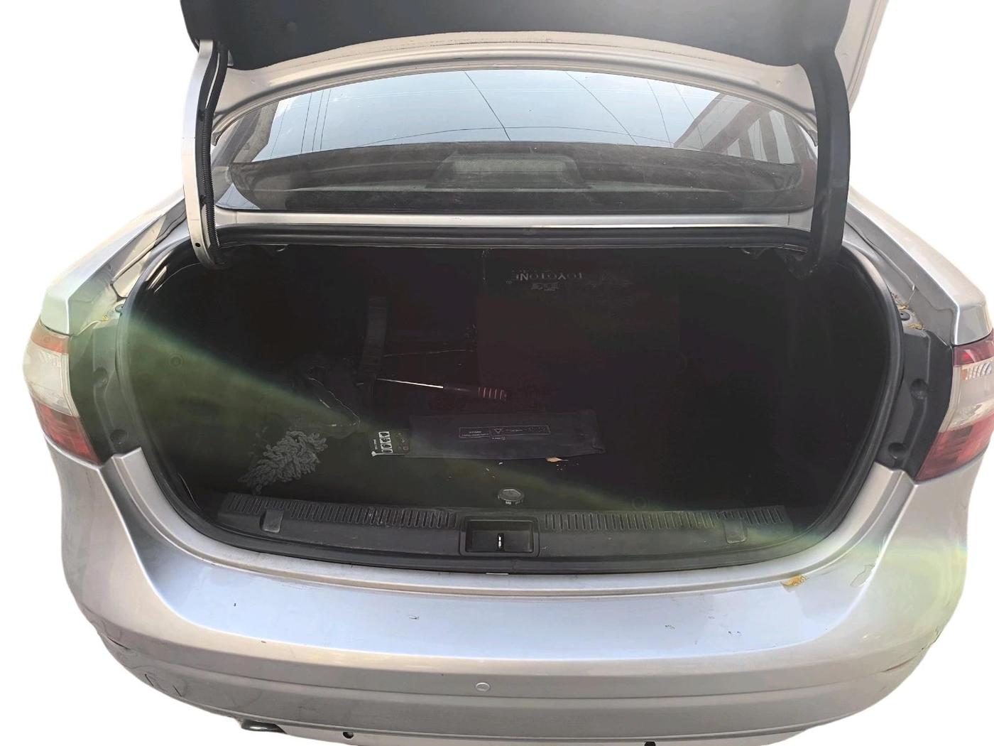 2013 Renault Fluence 1.5 E2, Diesel, Manual, 1,40,413 km, exterior