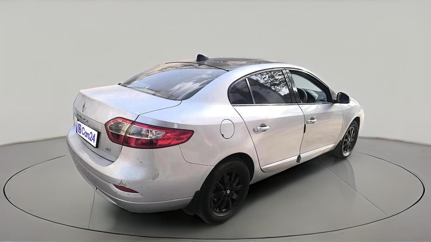 2013 Renault Fluence 1.5 E2, Diesel, Manual, 1,40,413 km, exterior