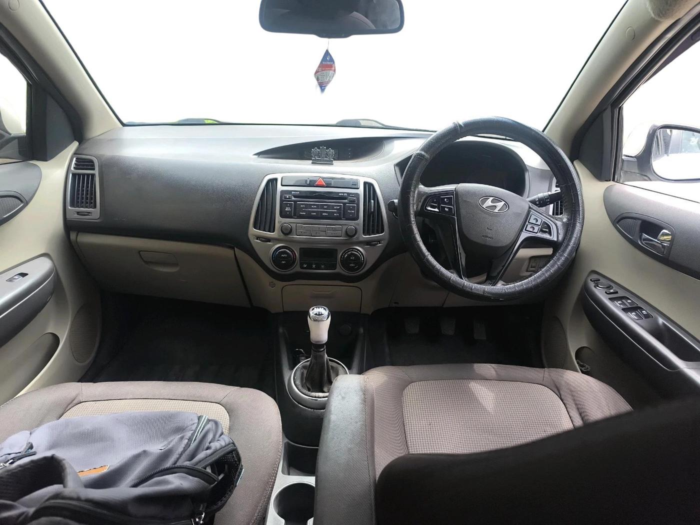 2014 Hyundai i20 ASTA 1.4 CRDI, Diesel, Manual, 1,28,033 km, interior