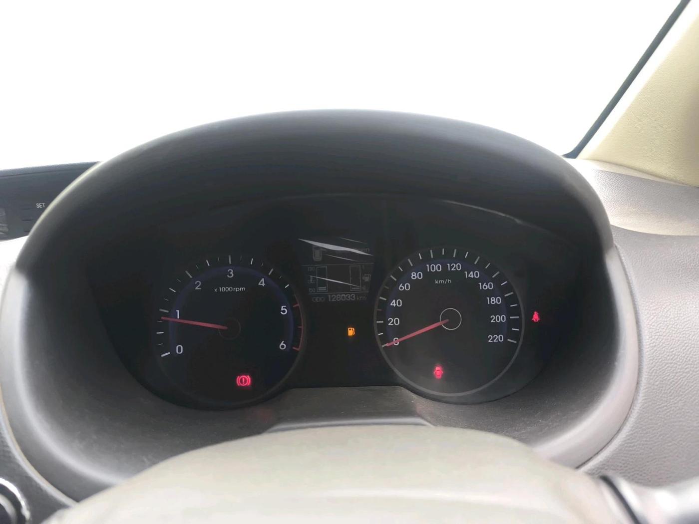2014 Hyundai i20 ASTA 1.4 CRDI, Diesel, Manual, 1,28,033 km, interior