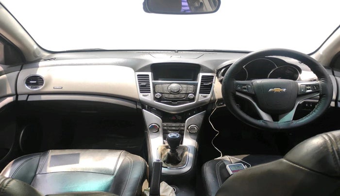 2013 Chevrolet Cruze LTZ, Diesel, Manual, 43,694 km, interior