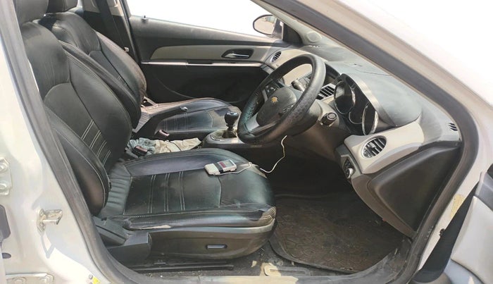 2013 Chevrolet Cruze LTZ, Diesel, Manual, 43,694 km, interior