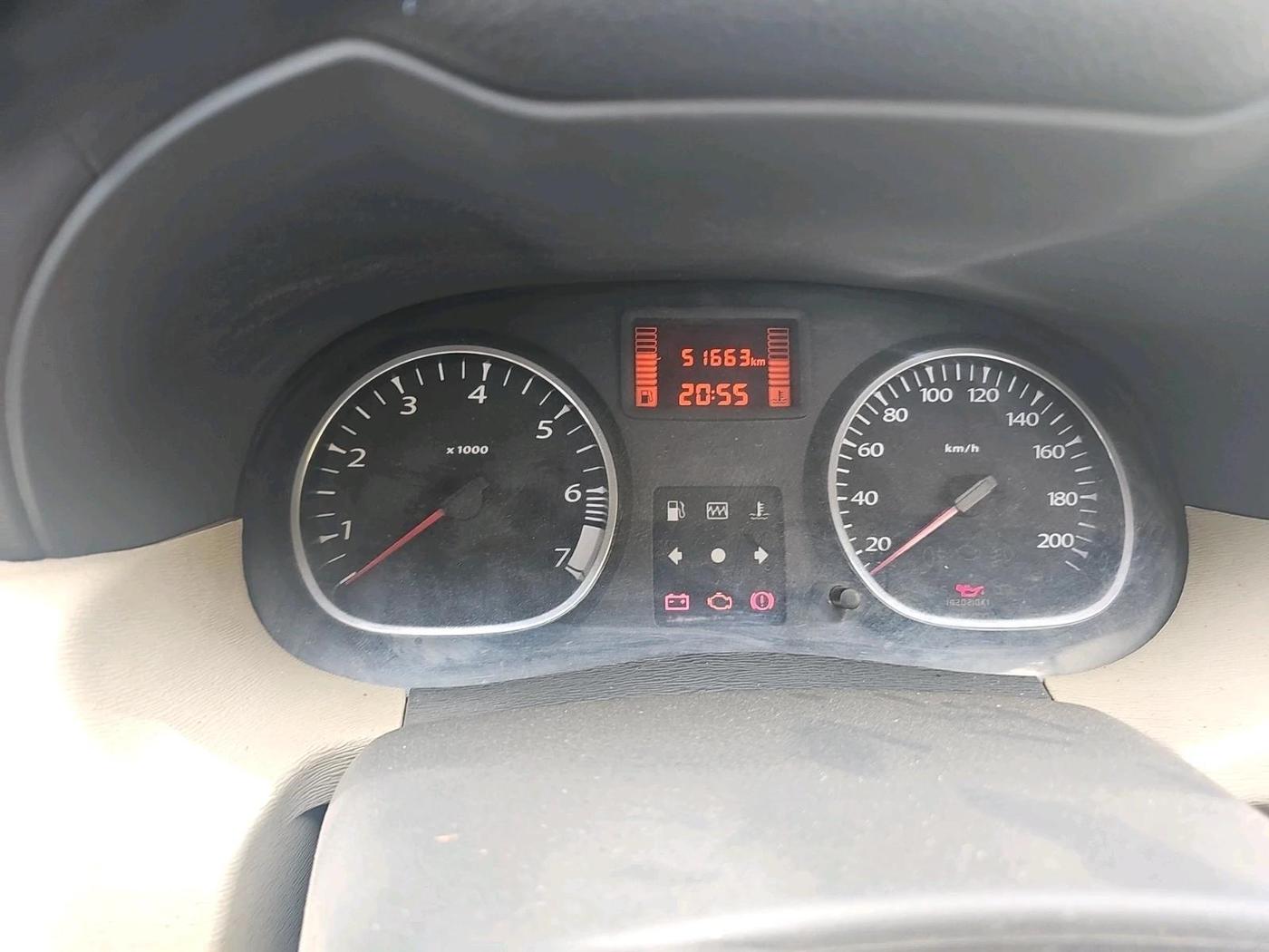 2014 Renault Duster RXL PETROL, Petrol, Manual, 51,663 km, interior