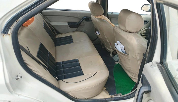 2013 Mahindra Verito 1.5 D6, Diesel, Manual, 2,19,283 km, interior