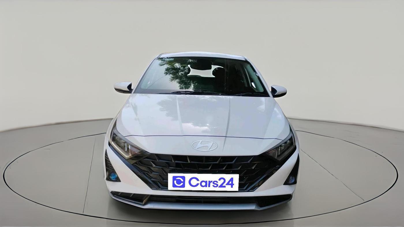 2025 Hyundai NEW I20 ASTA (O) 1.2 IVT, Petrol, Automatic, 14,693 km, exterior