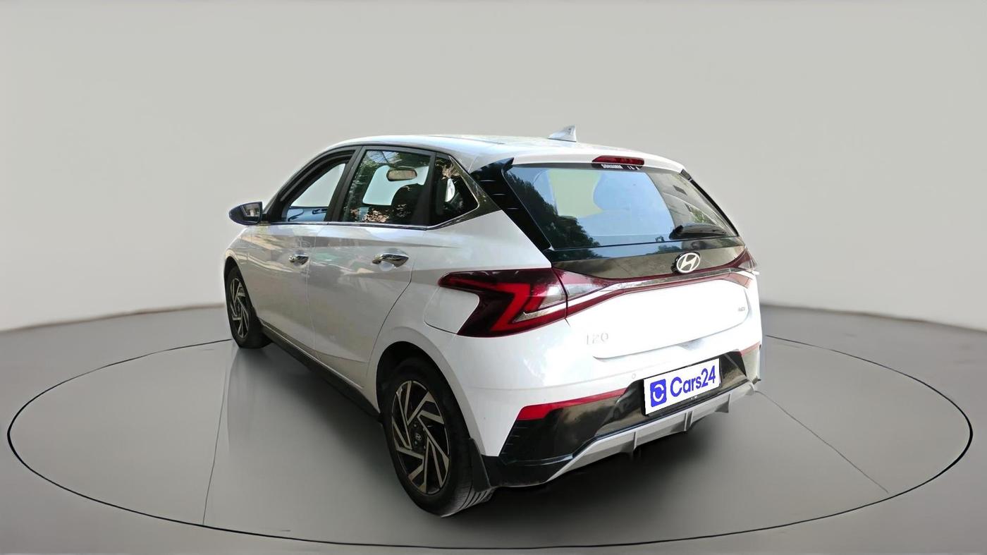 2025 Hyundai NEW I20 ASTA (O) 1.2 IVT, Petrol, Automatic, 14,693 km, exterior