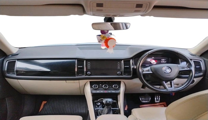 2019 Skoda Kodiaq L&K 2.0 TDI 4X4 AT, Diesel, Automatic, 1,39,494 km, interior