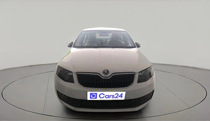2015 Skoda Octavia ELEGANCE 2.0 TDI AT, Diesel, Automatic, 1,19,492 km, exterior