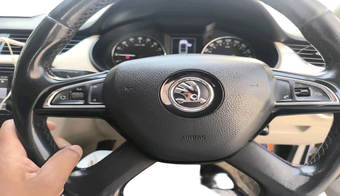 2015 Skoda Octavia ELEGANCE 2.0 TDI AT, Diesel, Automatic, 1,19,492 km, interior