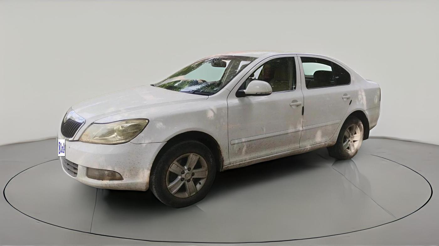 2011 Skoda Laura AMBIENTE 1.8 TSI, Petrol, Manual, 1,06,362 km, exterior