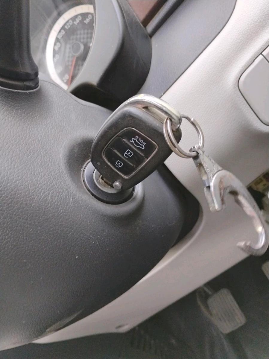 2022 Hyundai AURA S 1.2 CNG, CNG, Manual, 90,293 km, interior
