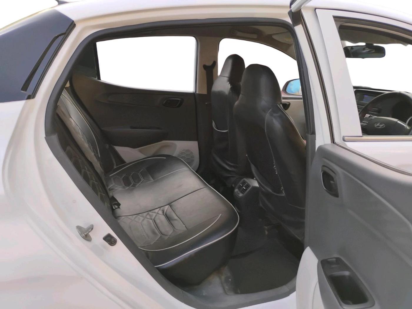 2022 Hyundai AURA S 1.2 CNG, CNG, Manual, 90,293 km, interior