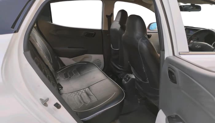 2022 Hyundai AURA S 1.2 CNG, CNG, Manual, 90,293 km, interior