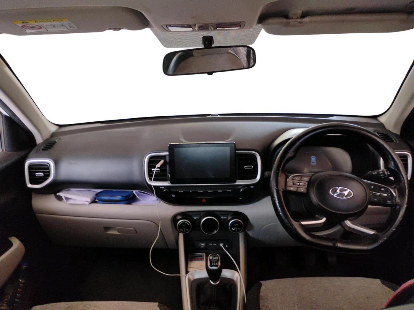 2023 Hyundai VENUE SX 1.5 CRDI, Diesel, Manual, 98,198 km, interior