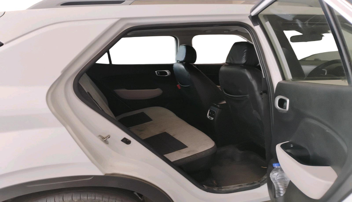 2023 Hyundai VENUE SX 1.5 CRDI, Diesel, Manual, 98,198 km, interior