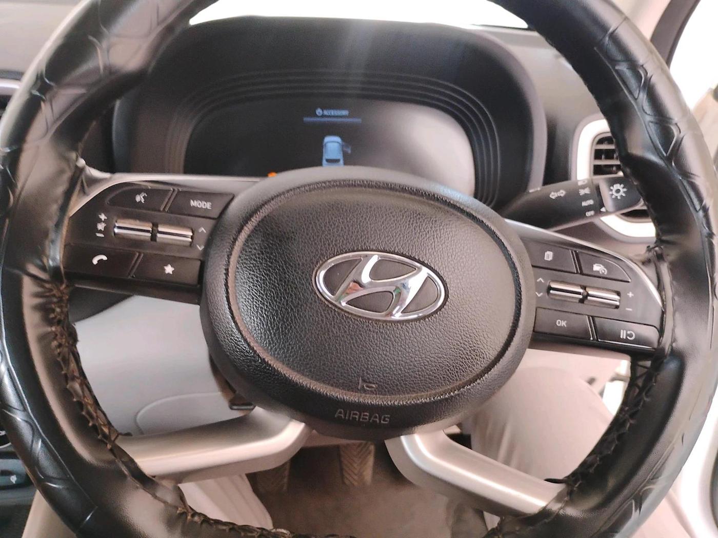 2023 Hyundai VENUE SX 1.5 CRDI, Diesel, Manual, 98,198 km, interior