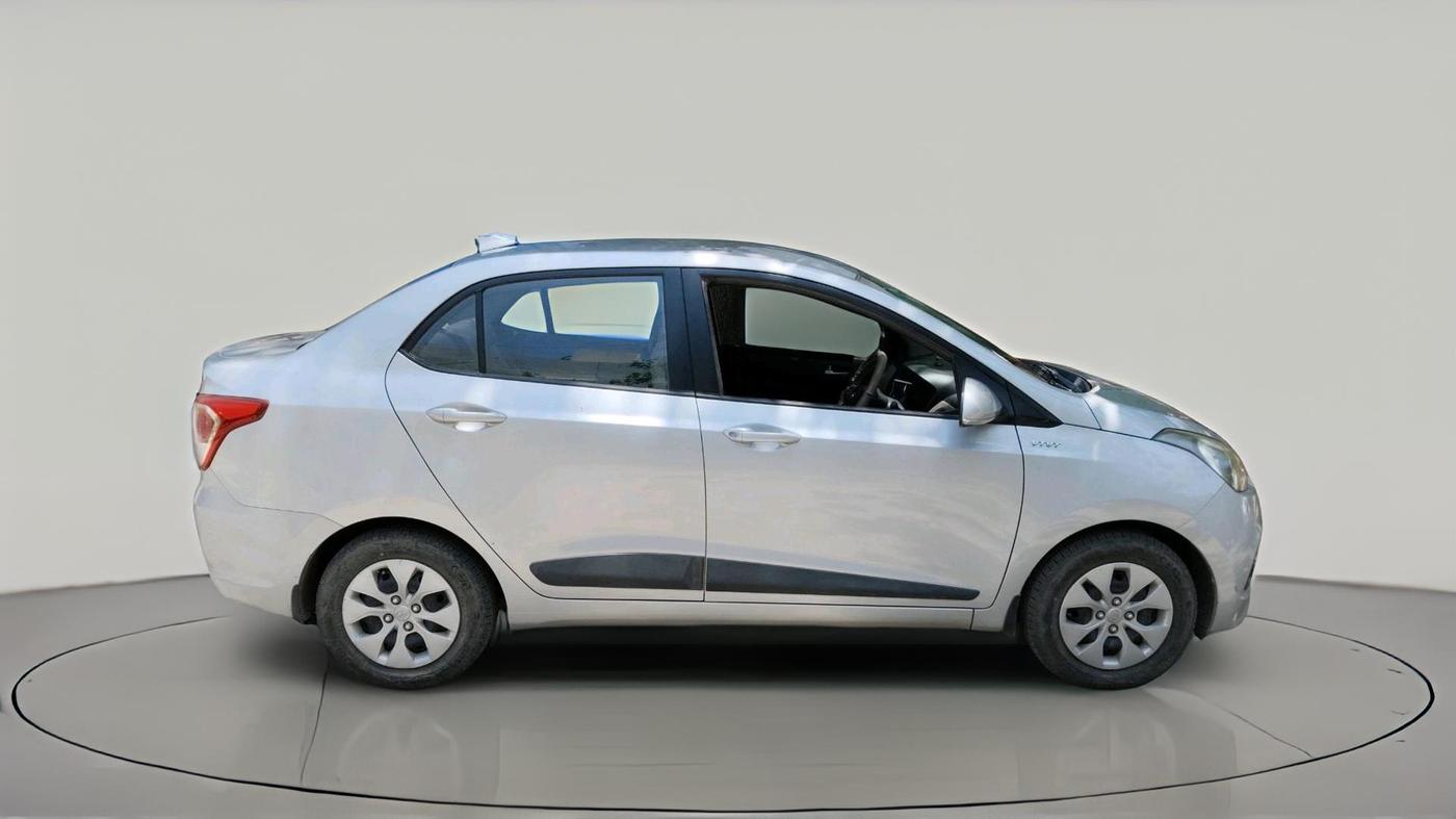 2016 Hyundai Xcent S 1.2, Petrol, Manual, 32,112 km, exterior