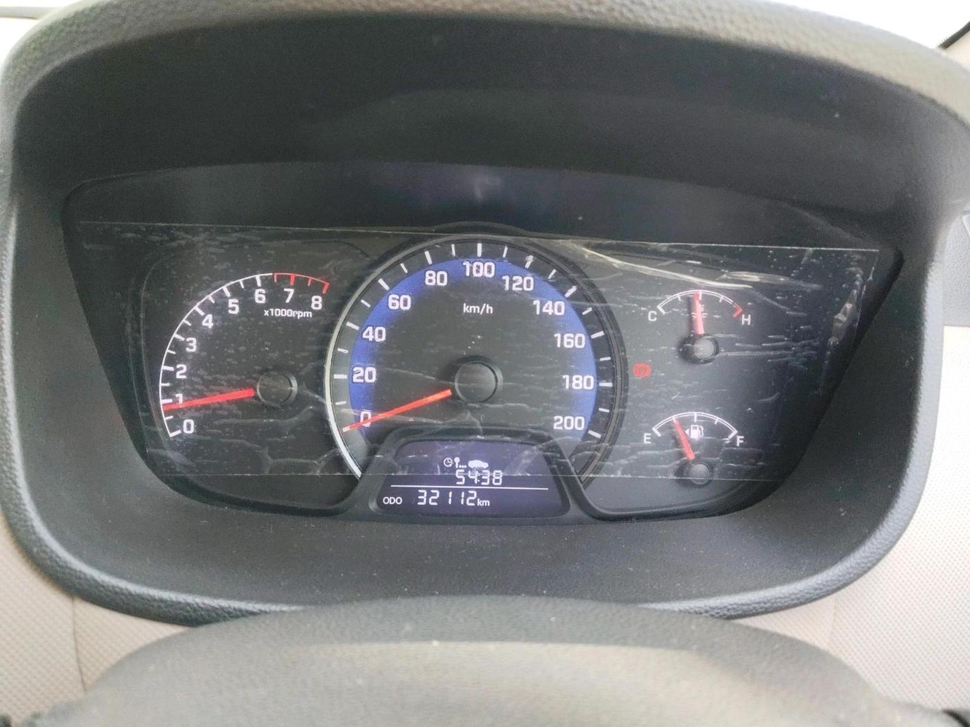 2016 Hyundai Xcent S 1.2, Petrol, Manual, 32,112 km, interior