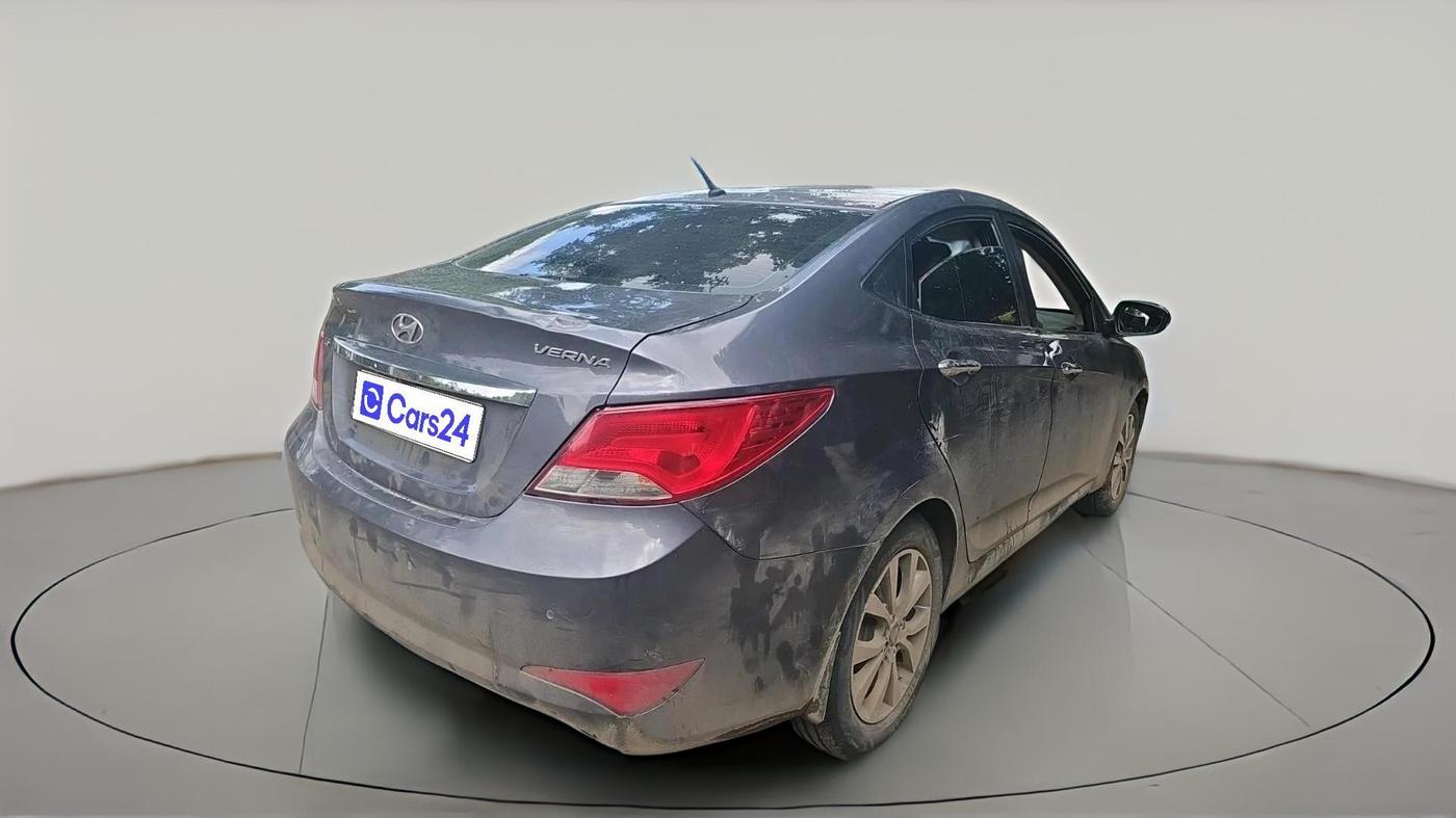 2015 Hyundai Verna FLUIDIC 1.6 CRDI S(O) 4S, Diesel, Manual, 1,00,362 km, exterior