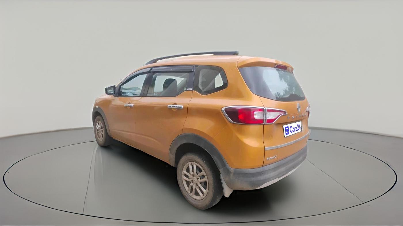 2019 Renault TRIBER RXT, Petrol, Manual, 50,809 km, exterior