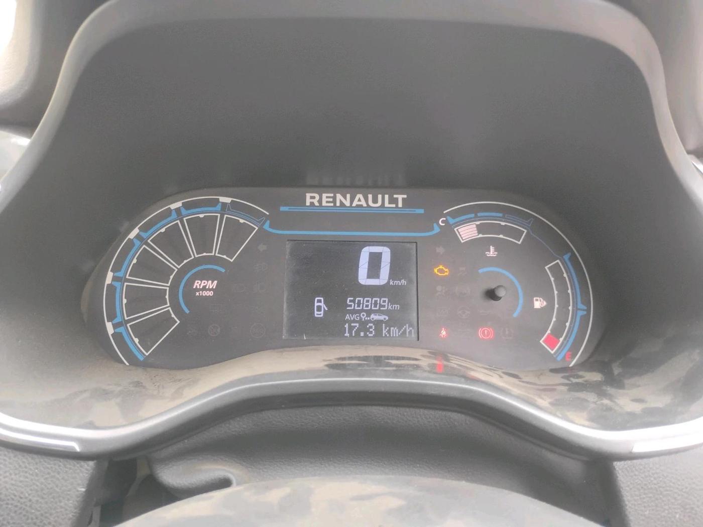 2019 Renault TRIBER RXT, Petrol, Manual, 50,809 km, interior