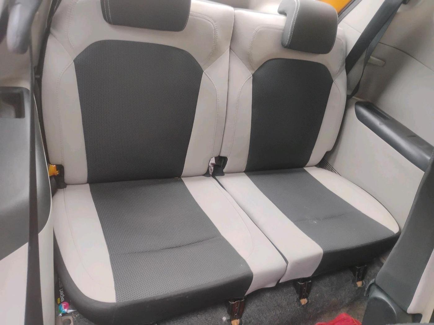 2019 Renault TRIBER RXT, Petrol, Manual, 50,809 km, interior