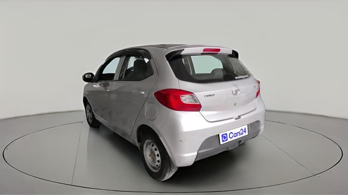 2017 Tata Tiago XT PETROL, Petrol, Manual, 74,283 km, exterior