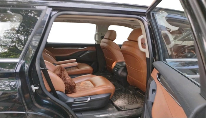 2020 MG GLOSTER SAVVY 6 STR 2.0 TWIN TURBO 4WD, Diesel, Automatic, 62,050 km, interior