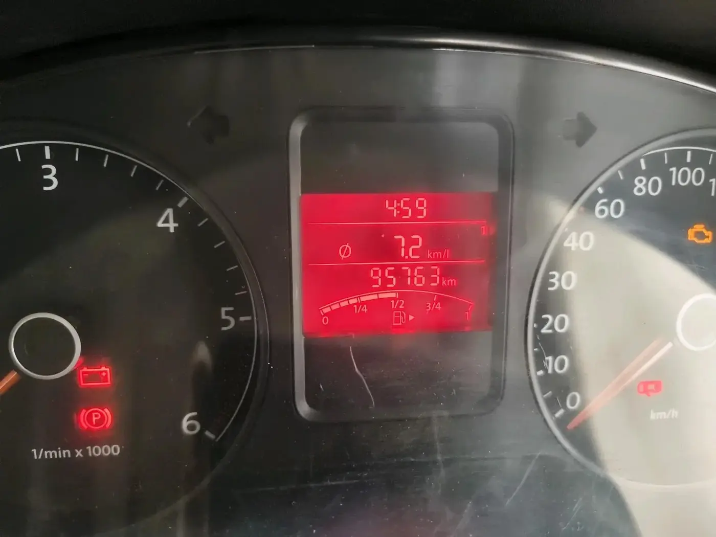 2013 Volkswagen Polo COMFORTLINE 1.2L, Diesel, Manual, 95,763 km, interior
