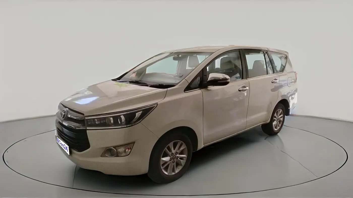 2017 Toyota Innova Crysta 2.8 ZX AT 7 STR, Diesel, Automatic, 2,21,196 km, exterior