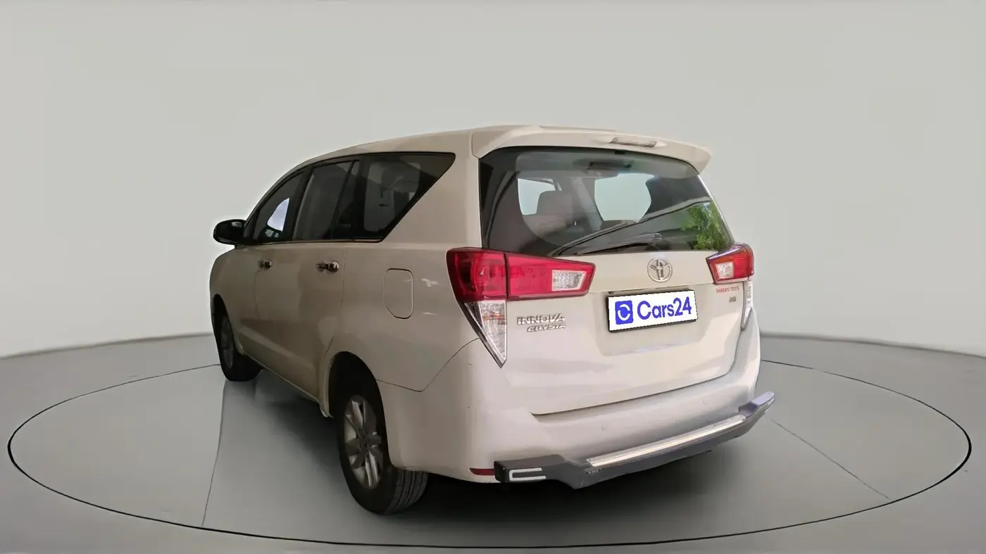 2017 Toyota Innova Crysta 2.8 ZX AT 7 STR, Diesel, Automatic, 2,21,196 km, exterior