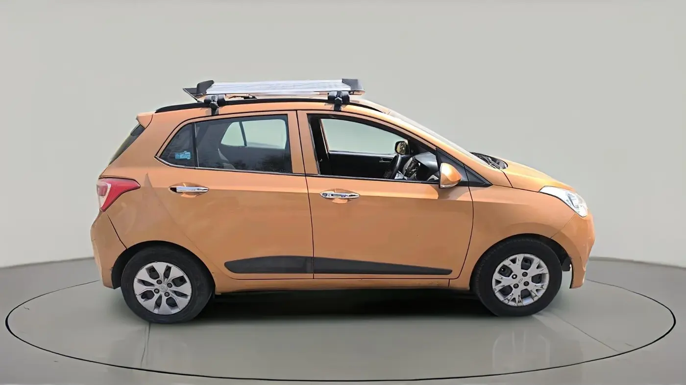 2014 Hyundai Grand i10 SPORTZ 1.1 CRDI, Diesel, Manual, 1,14,498 km, exterior