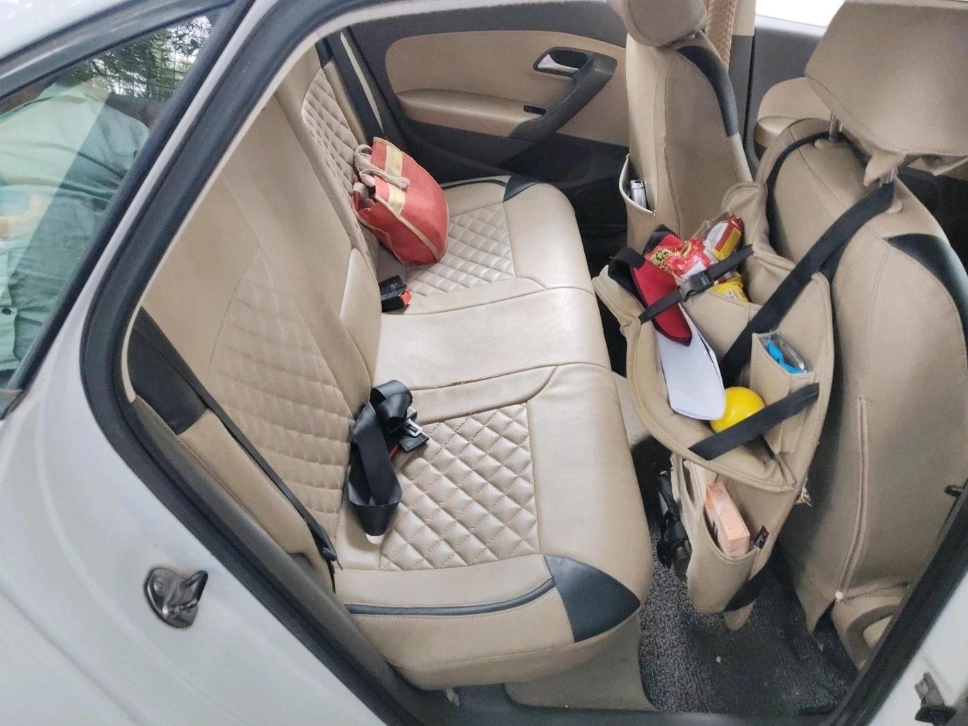 2016 Volkswagen Vento HIGHLINE 1.5 AT, Diesel, Automatic, 2,08,981 km, interior
