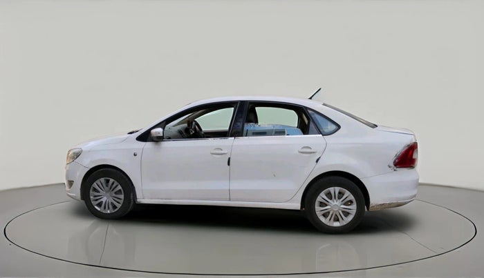 2015 Skoda Rapid AMBITION 1.5 TDI, Diesel, Manual, 1,99,346 km, exterior