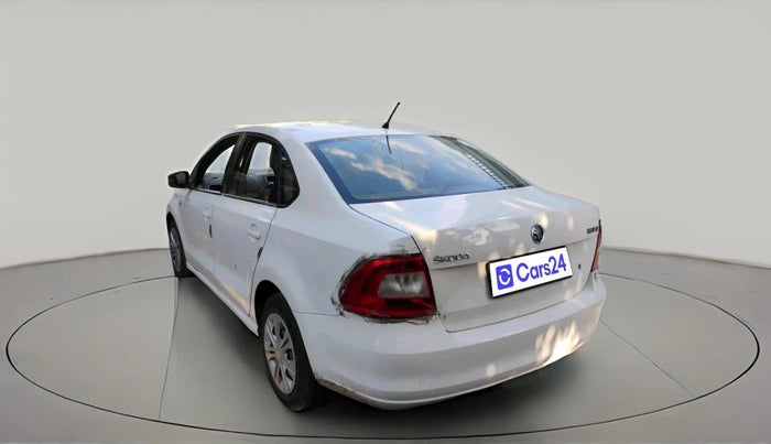 2015 Skoda Rapid AMBITION 1.5 TDI, Diesel, Manual, 1,99,346 km, exterior