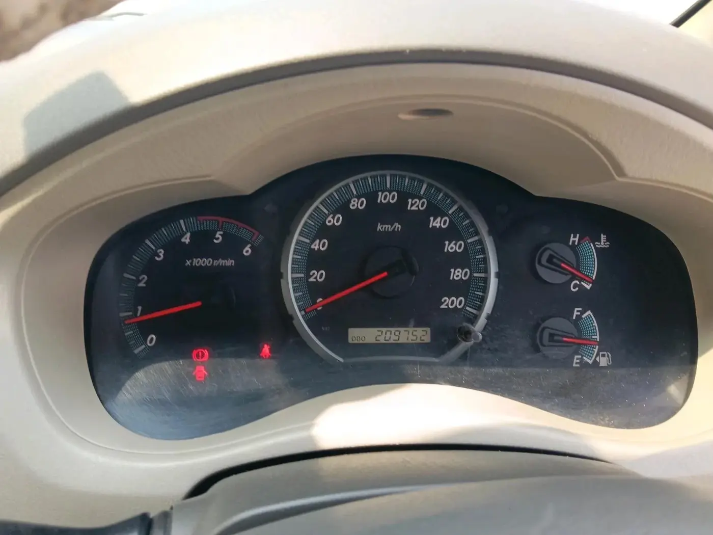 2012 Toyota Innova VX 2.5 7 STR, Diesel, Manual, 2,09,752 km, interior