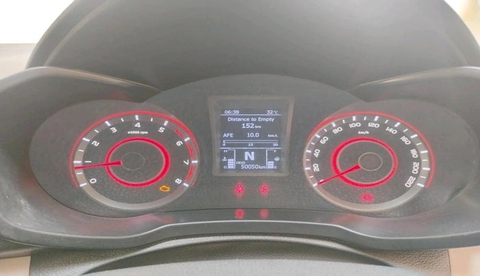 2023 Mahindra XUV300 W6 1.2 PETROL AMT, Petrol, Automatic, 50,050 km, interior