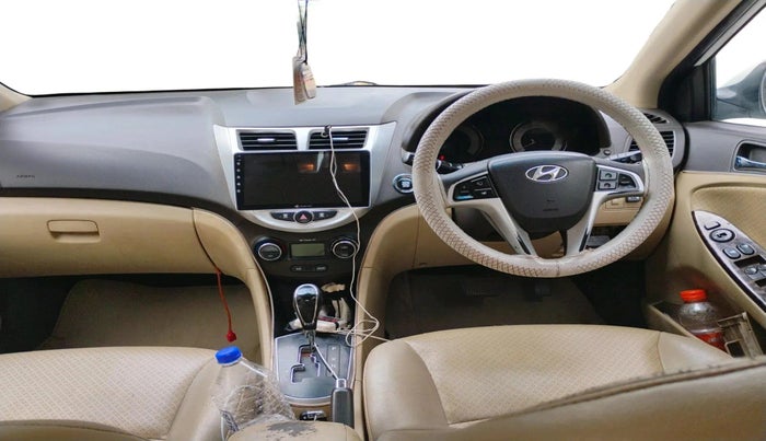 2011 Hyundai Verna FLUIDIC 1.6 VTVT SX AT, CNG, Automatic, 86,407 km, interior