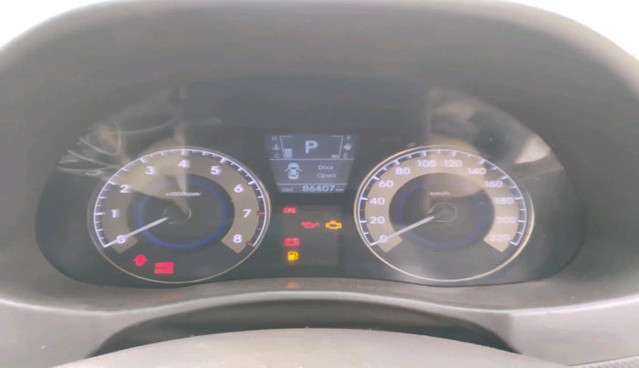 2011 Hyundai Verna FLUIDIC 1.6 VTVT SX AT, CNG, Automatic, 86,407 km, interior