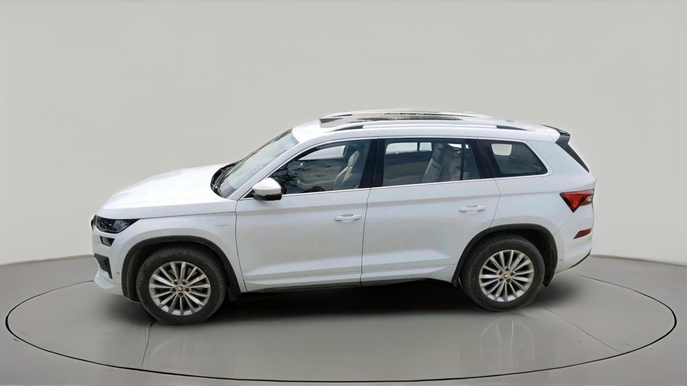 2023 Skoda Kodiaq L&K, Petrol, Automatic, 45,360 km, exterior