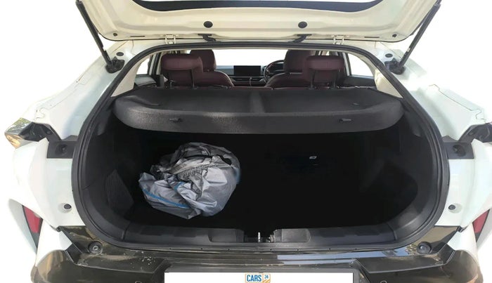 2024 Tata Curvv Accomplished S 1.2 Petrol 6MT, Petrol, Manual, 25,629 km, exterior