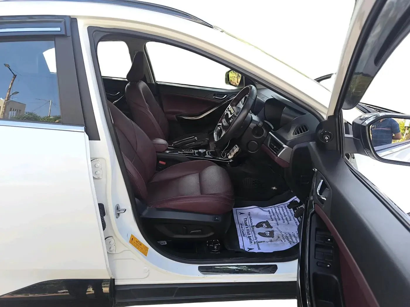 2024 Tata Curvv Accomplished S 1.2 Petrol 6MT, Petrol, Manual, 25,629 km, interior