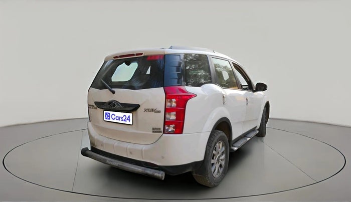 2017 Mahindra XUV500 W10 AT, Diesel, Automatic, 1,45,145 km, exterior